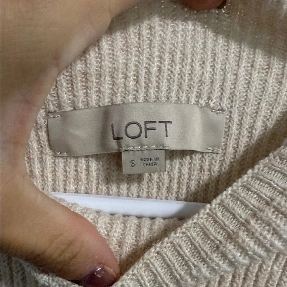 LOFT Cream Knit Sweater - Picture 5 of 8